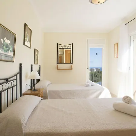 Global Verona - By Global Holidays 10657 Villa